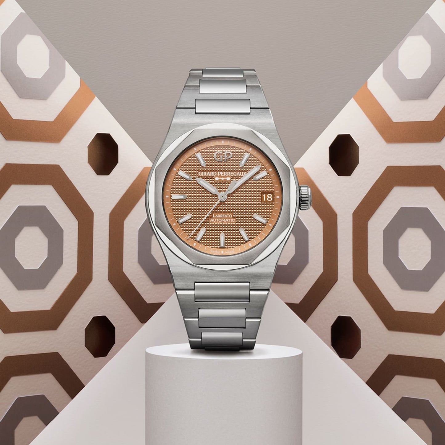 GIRARD PERREGAUX Laureato Centenary 42mm Mens Watch Gold The Watches Of Switzerland Exclusive 81010-11-3306-1GM