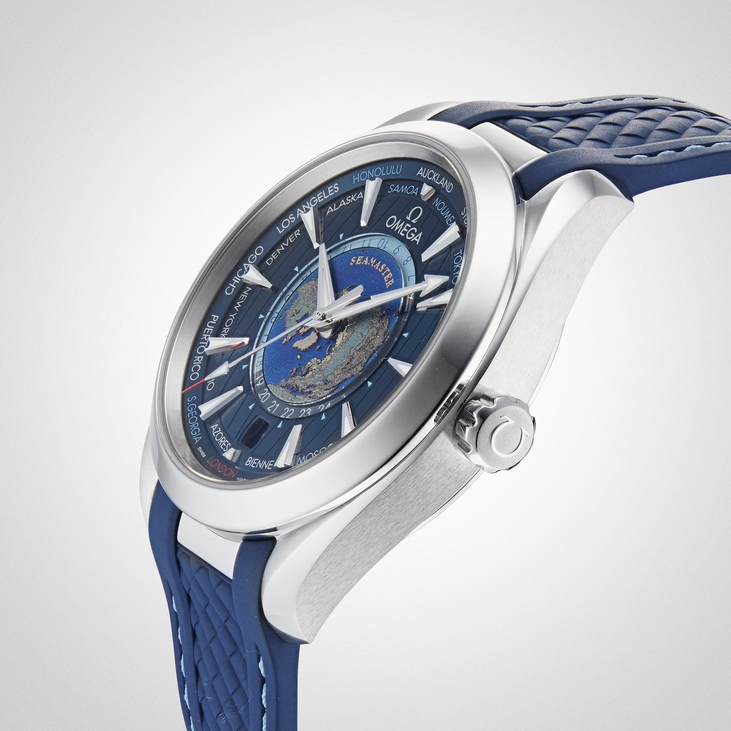 OMEGA Aqua Terra 150M CoAxial Master Chronometer GMT Worldtimer 43mm O22012432203001