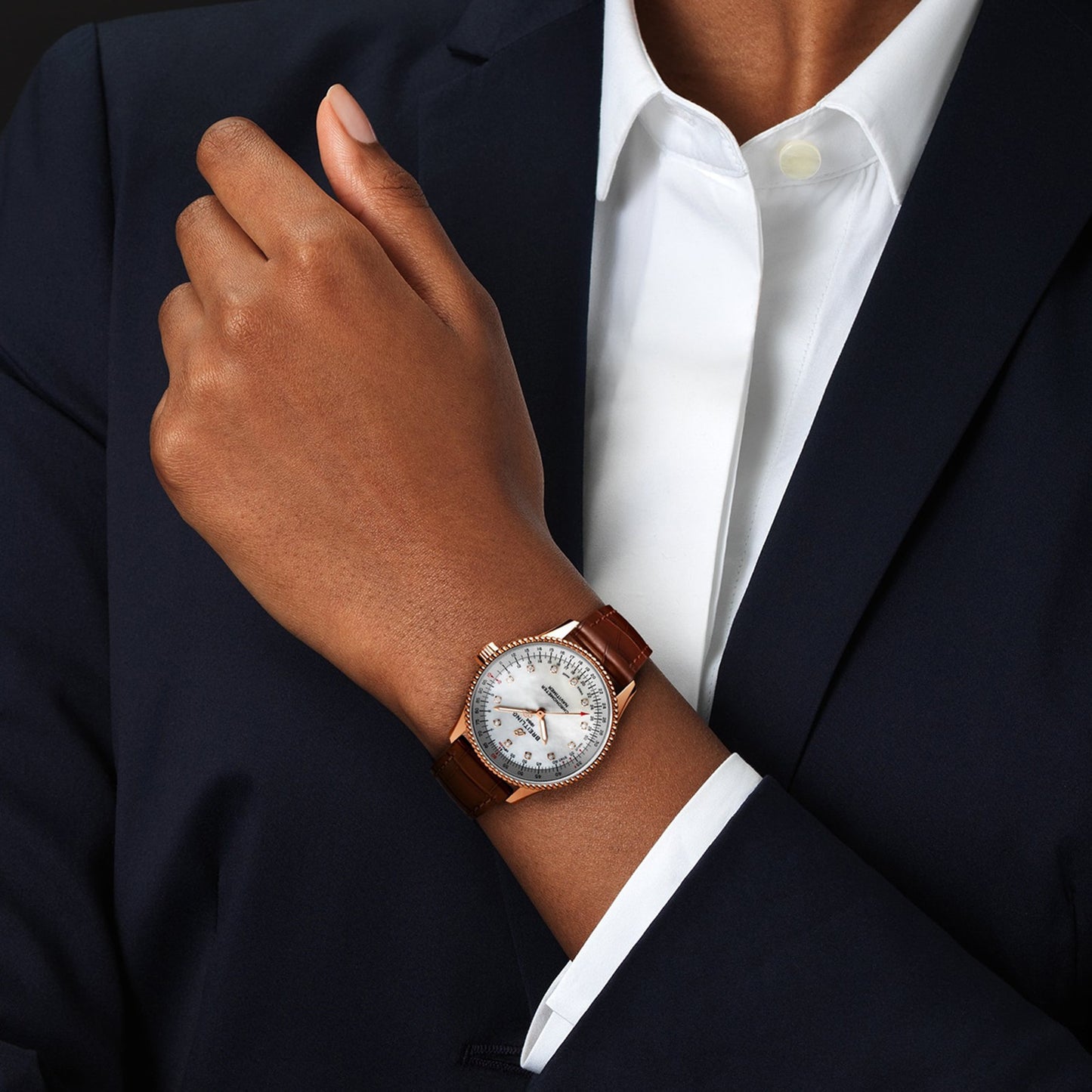 BREITLING Navitimer Automatic 35 18k Red Gold - Mother Of Pearl Watch R17395211A1P1