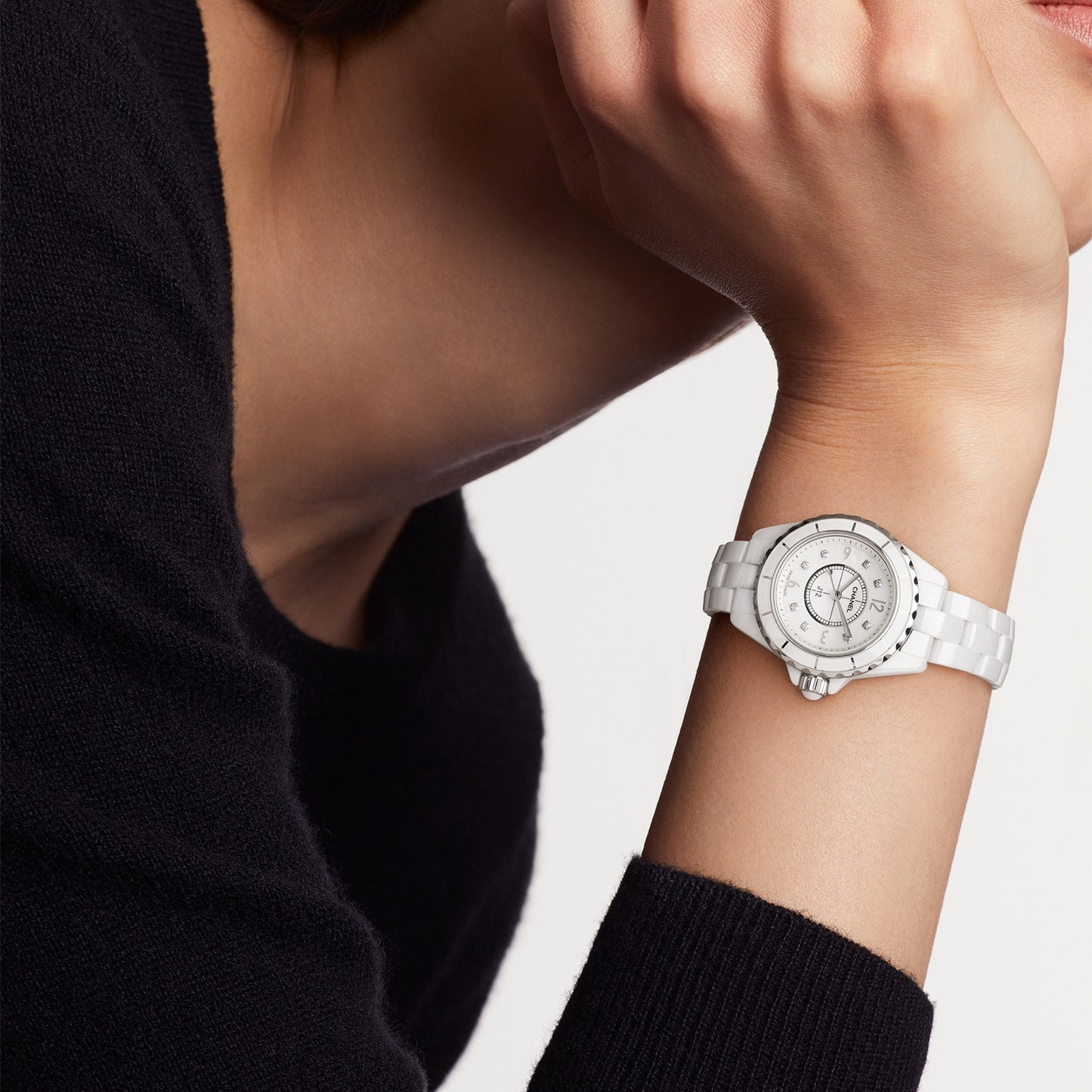 CHANEL J12 Watch, 29 Mm H2570