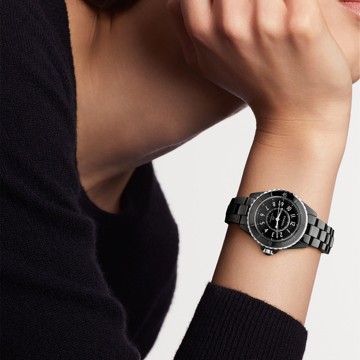 CHANEL J12 Watch Calibre 12.1, 33 Mm H5696