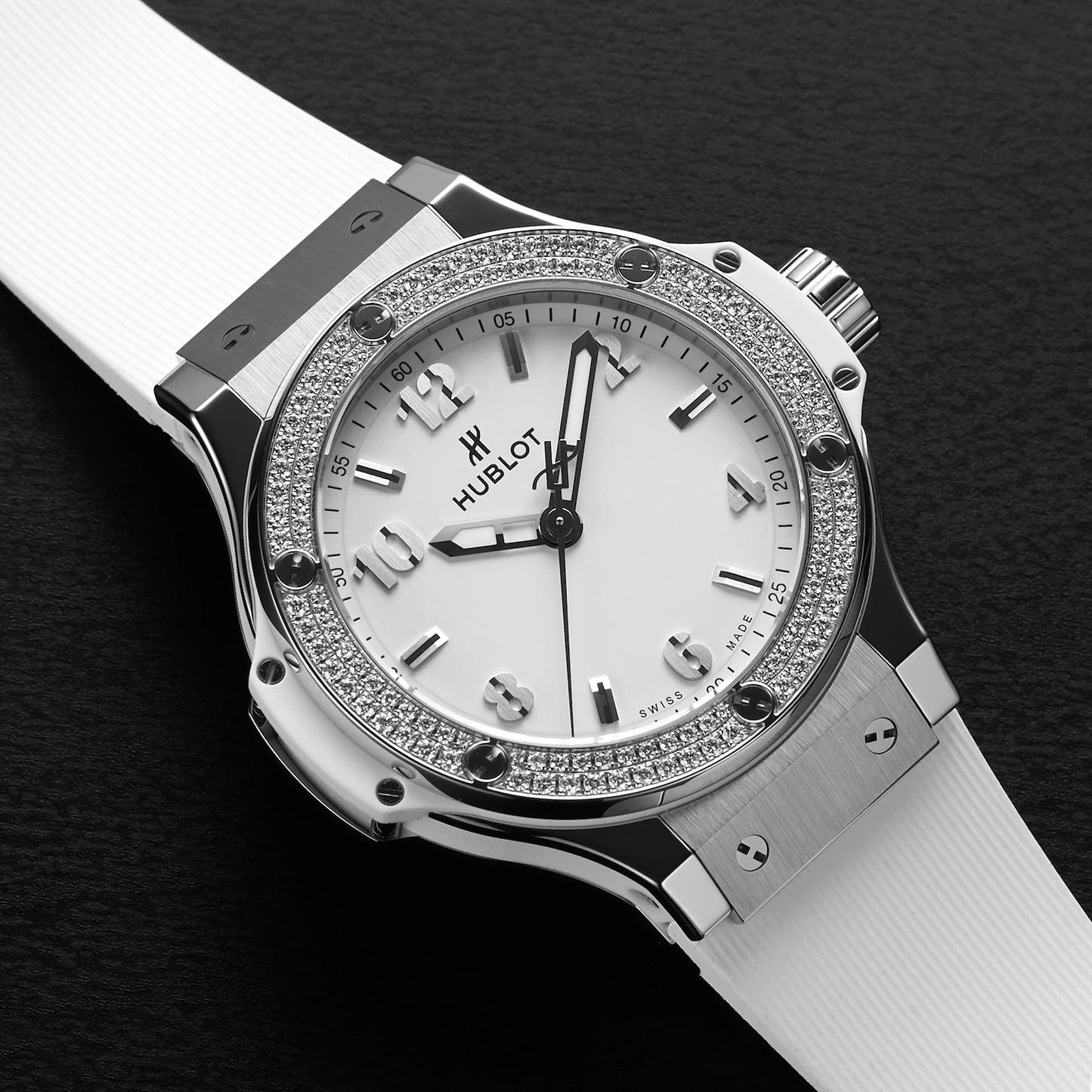 HUBLOT Big Bang Steel White Diamonds 38mm 361.SE.2010.RW.1104